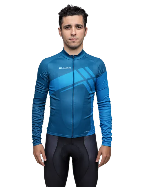 The model is 173 cm  and is wearing a size 5